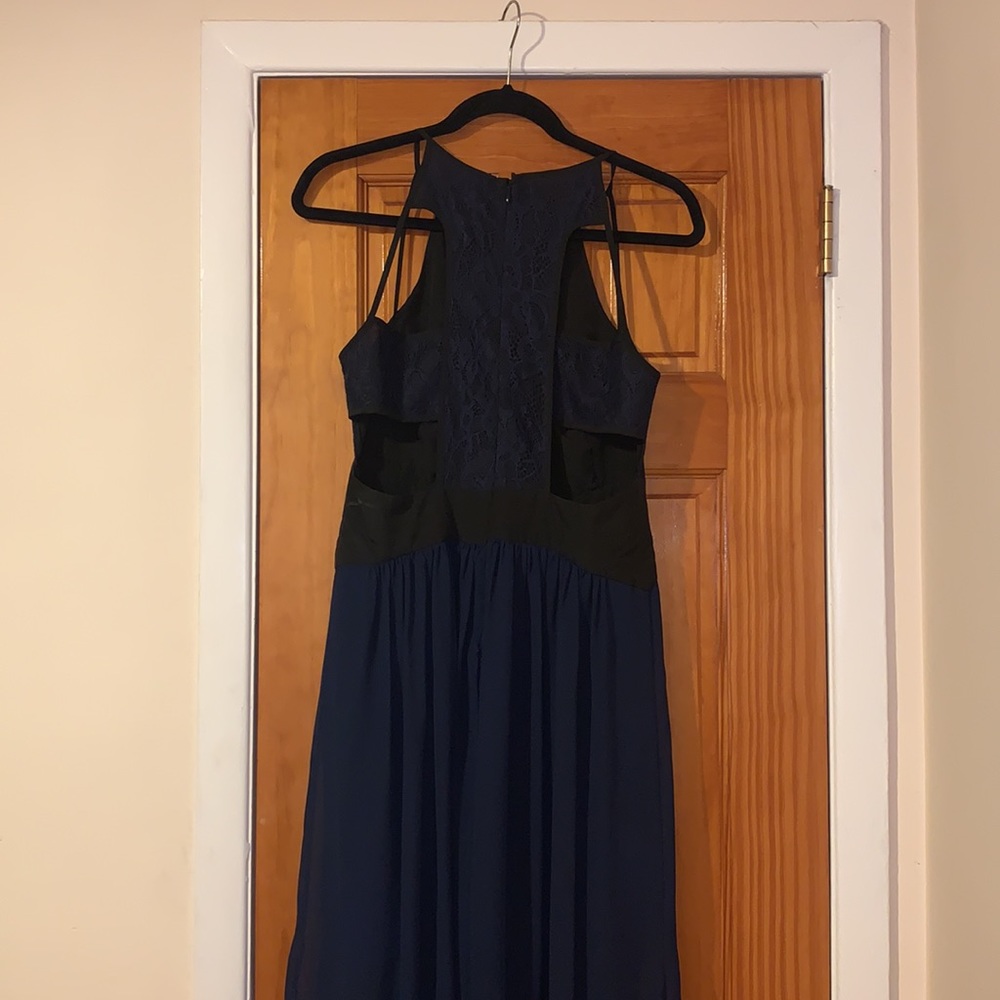 Dress - Picture 9 of 15